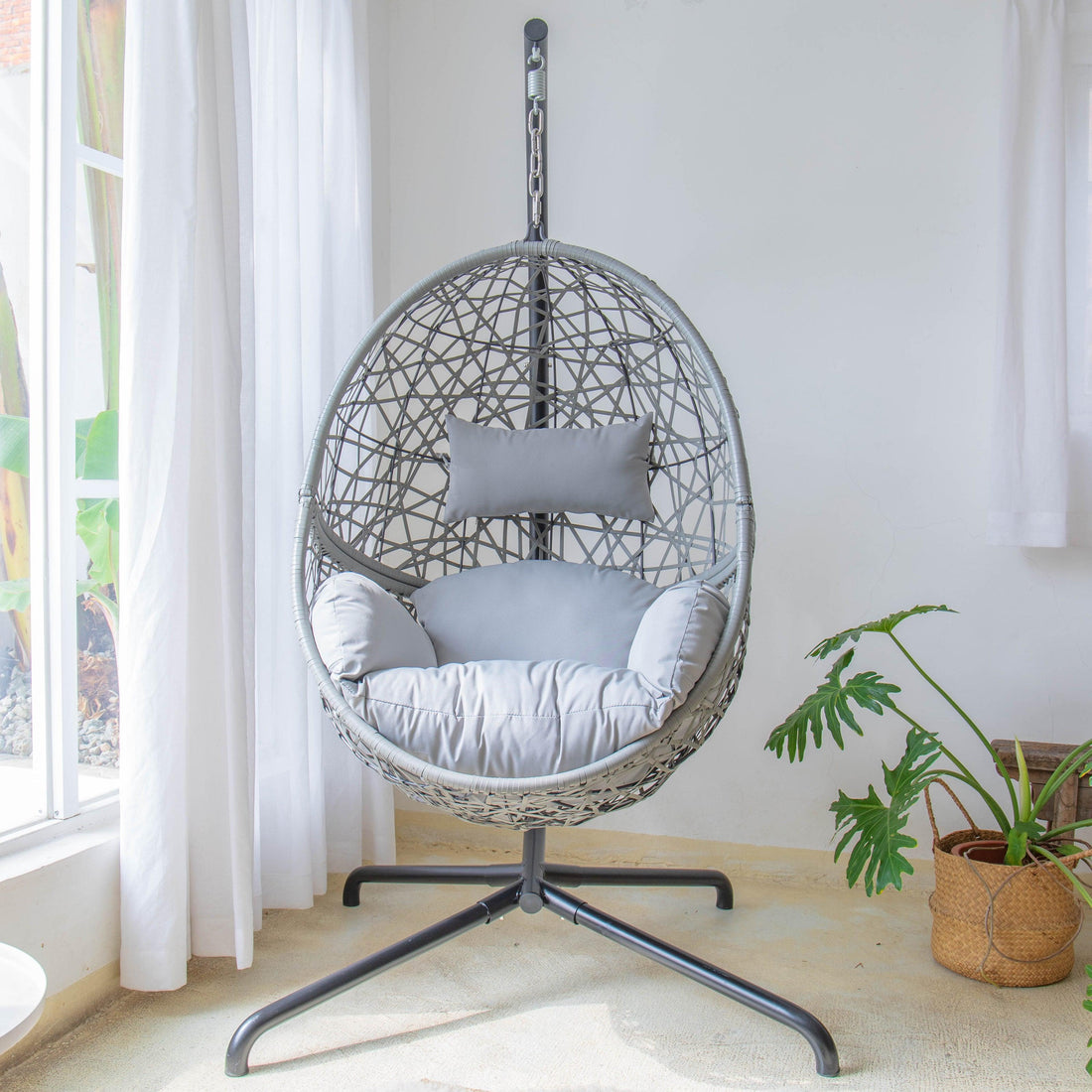 Single Windsor Grey Hanging Egg Chair Wicker: Stylish &amp; Comfortable Outdoor Swing Chair
