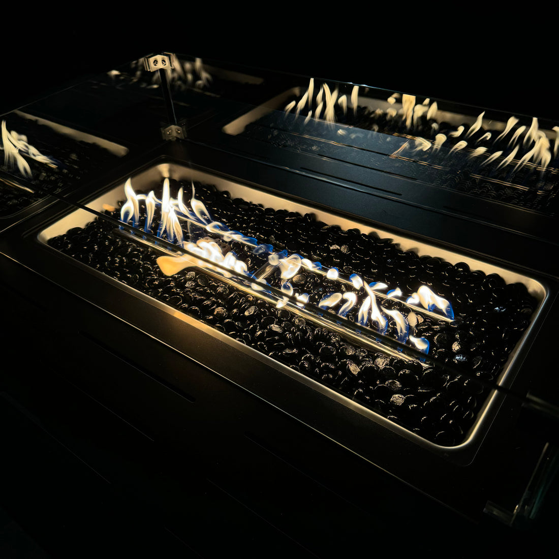 Singapore Aluminum Outdoor Gas Firepit Table